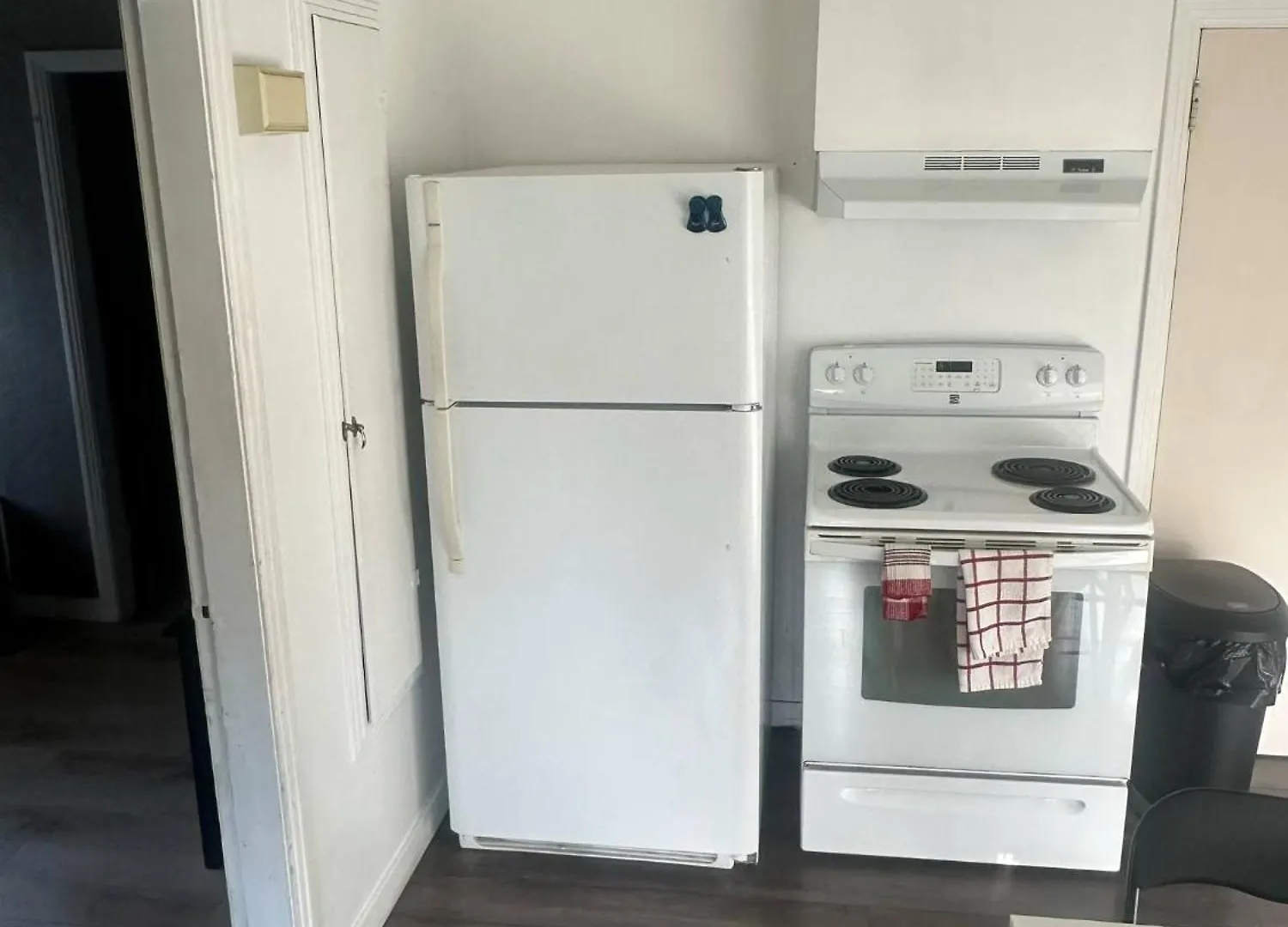 Artistic Apartment Near Downtown فكتوريا