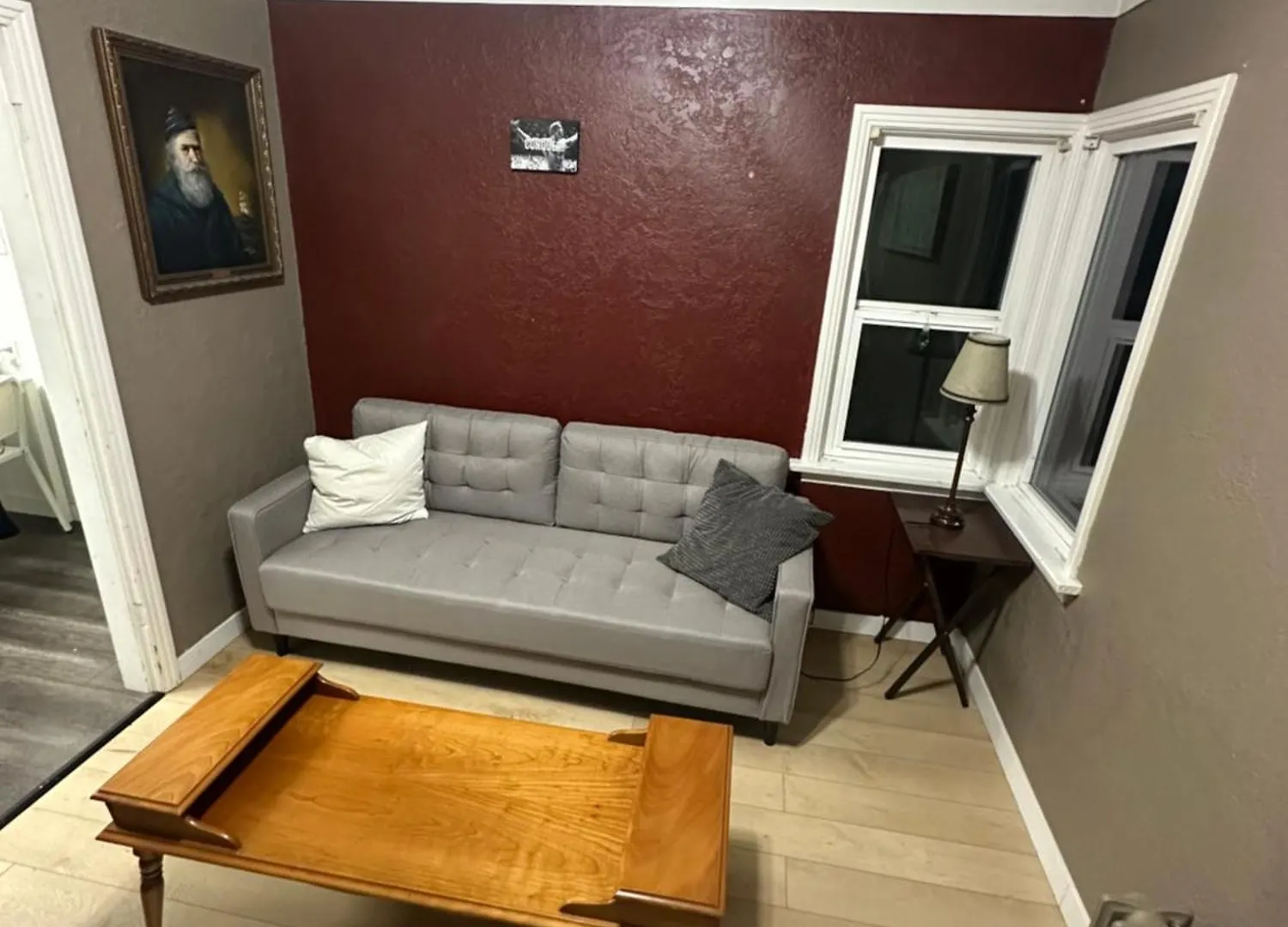 Artistic Apartment Near Downtown فكتوريا 0*,